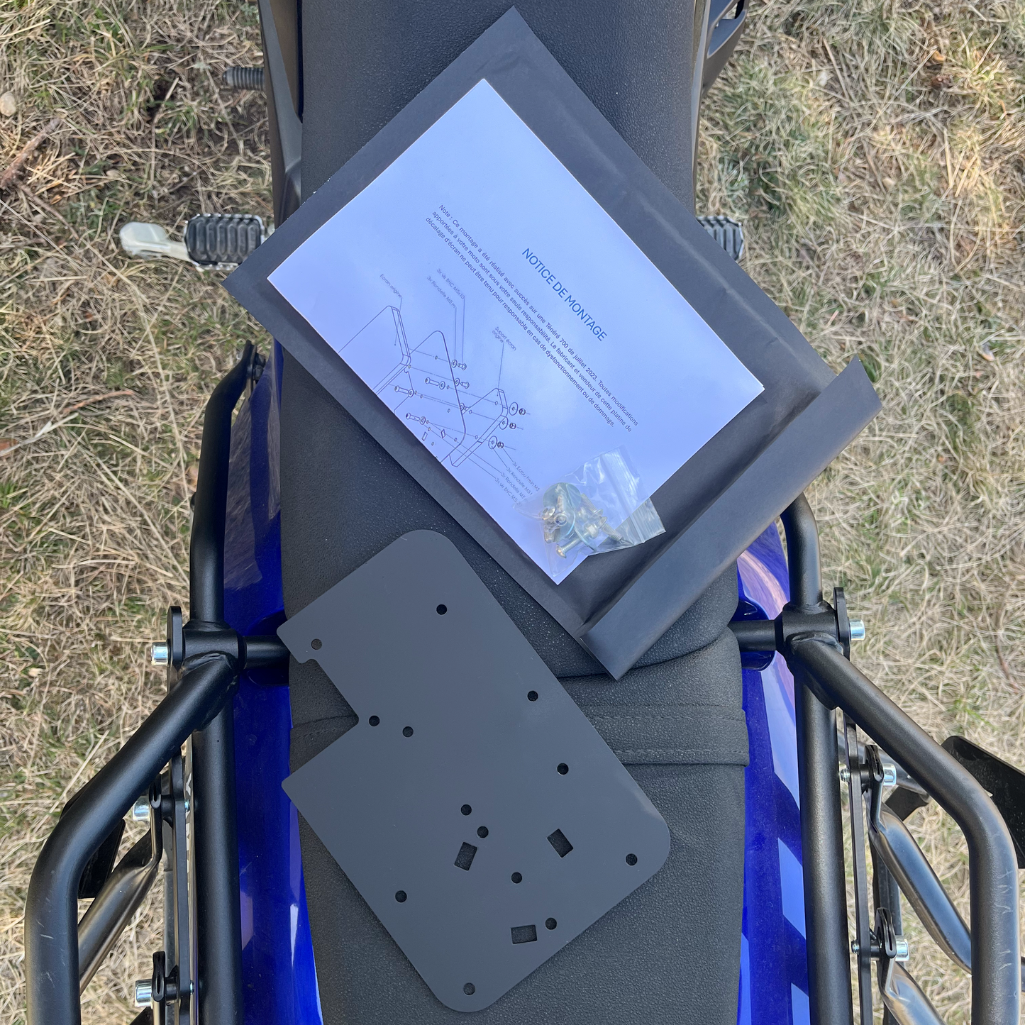Black Aluminum Phone Holder - TFT Screen Shift Plate for Yamaha Ténéré 700 (2nd Generation)