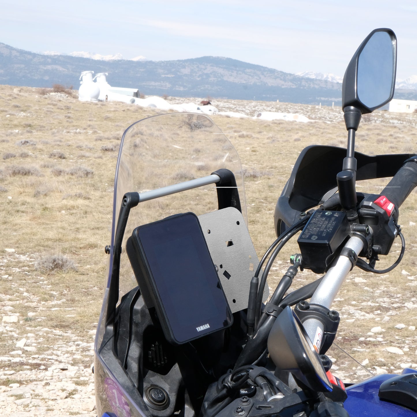 Raw Aluminum Phone Holder - TFT Screen Offset Plate for Yamaha Ténéré 700 (2nd Generation)
